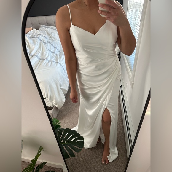 Brand New Ivory Wedding Dress - Picture 1 of 10